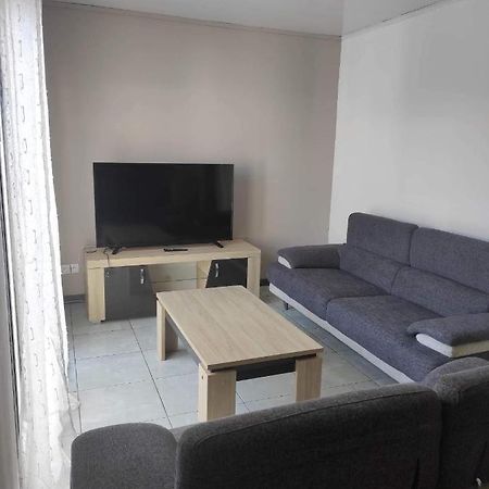 Location Saisonniere Les Bibassiers Apartamento Le Tampon Exterior foto
